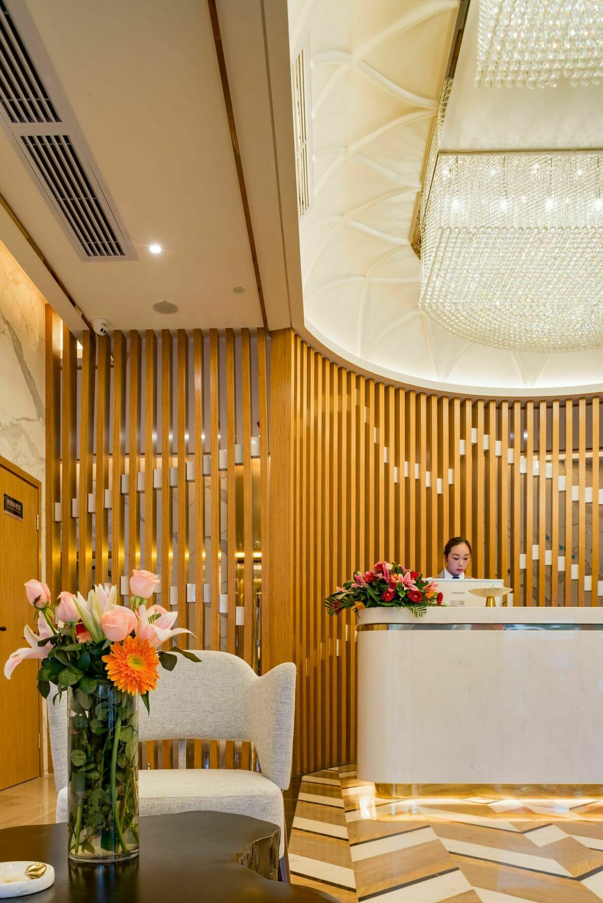 Guangzhou Mustin Hotel Exterior photo